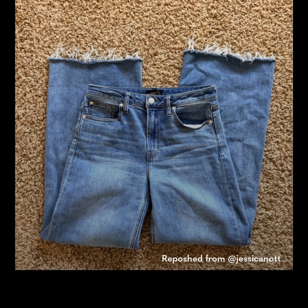 Quince Women’s Blue Frayed-Hem Straight Jeans - Picture 5 of 7
